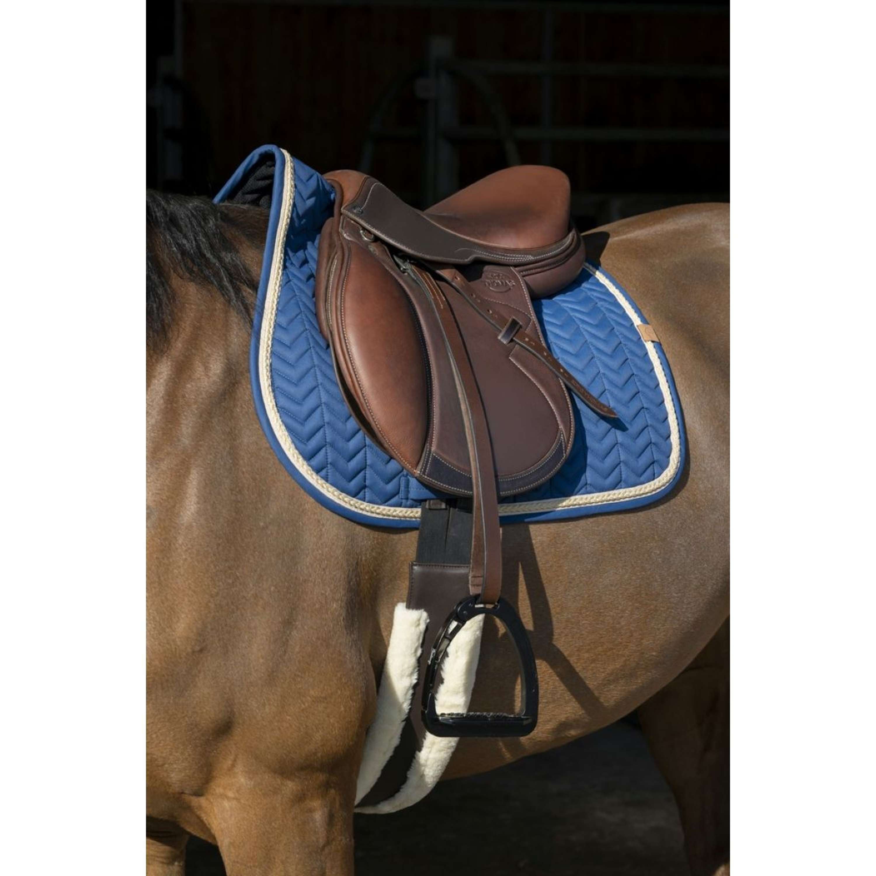 EQUITHÈME Tapis de Selle Softy Jumping Petrol