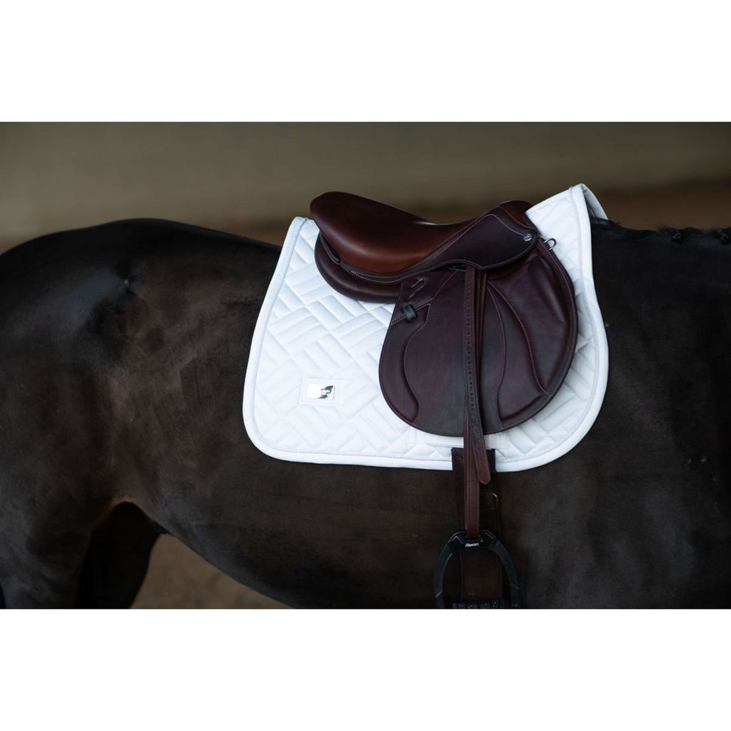 Equestrian Stockholm Tapis de Selle Modern de Saut White Silver