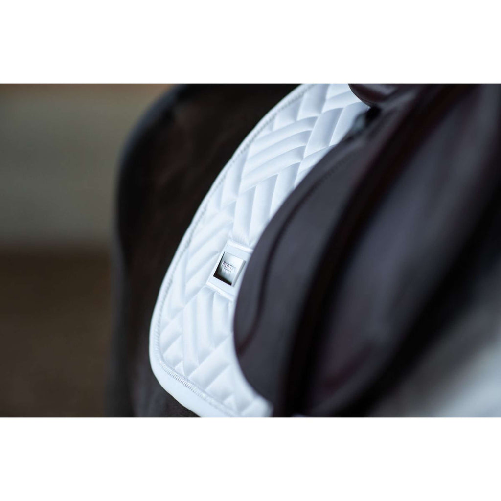 Equestrian Stockholm Tapis de Selle Modern de Saut White Silver