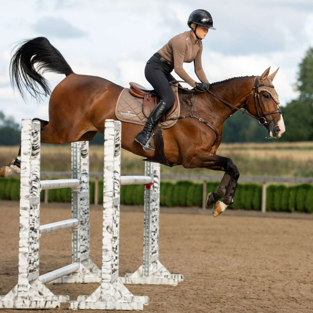 Equestrian Stockholm Tapis de Selle Line de Saut Champagne