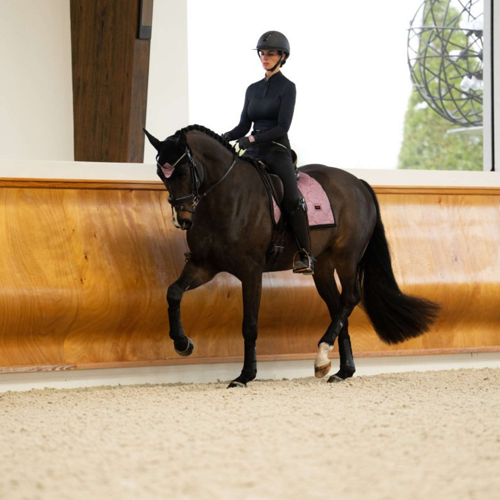 Equestrian Stockholm Tapis de Selle Dressage Pink Glimmer