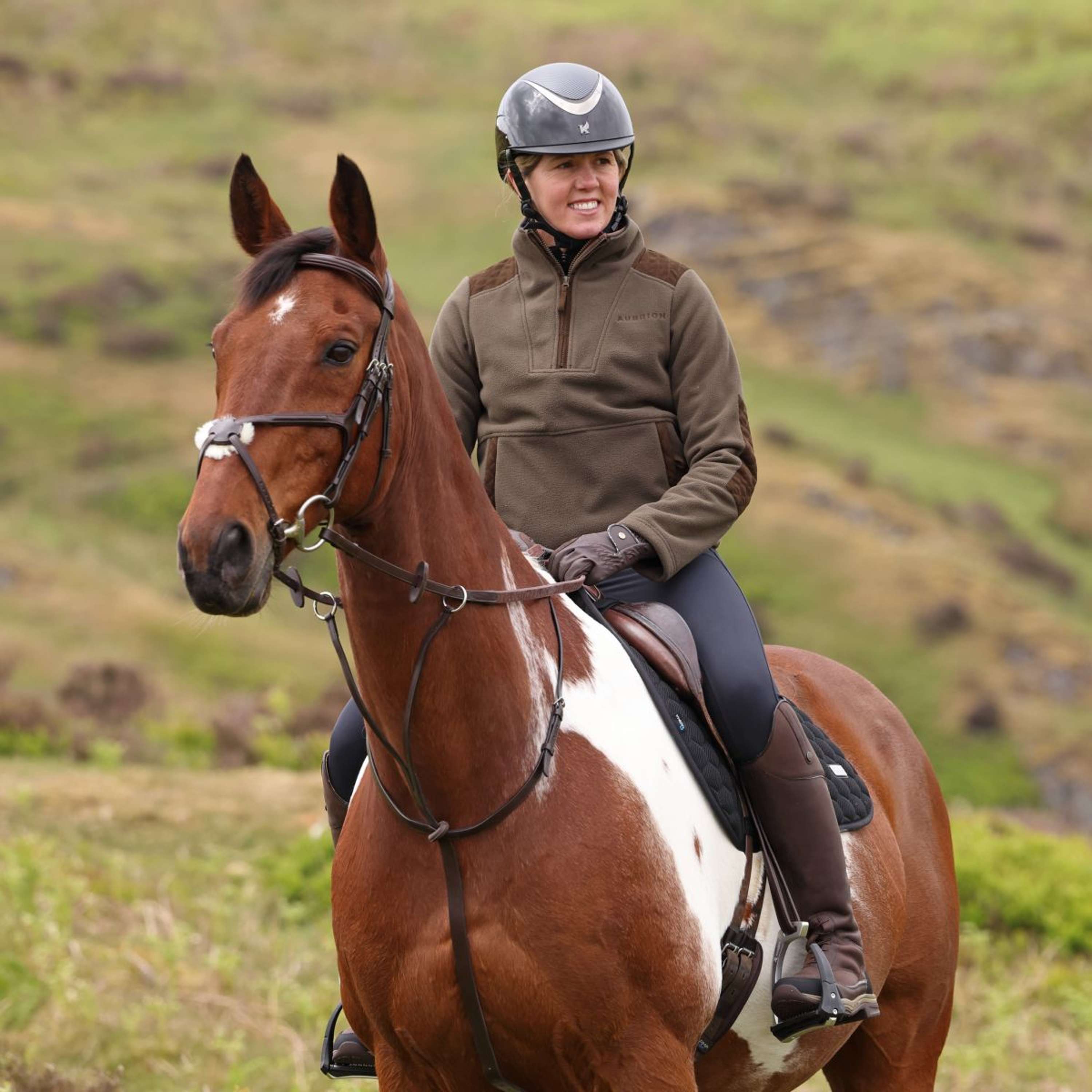Aubrion by Shires Pull Heritage Fleece Olive foncé