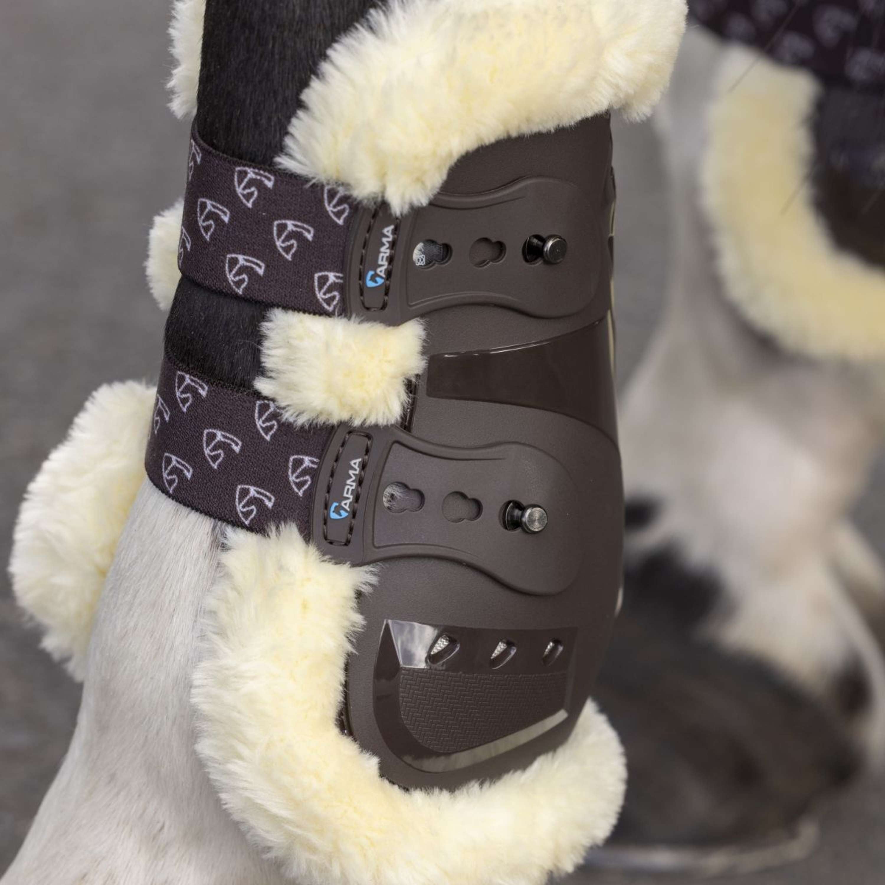 Arma by Shires Protèges-Boulets Carbon Pro SupaFleece Marron