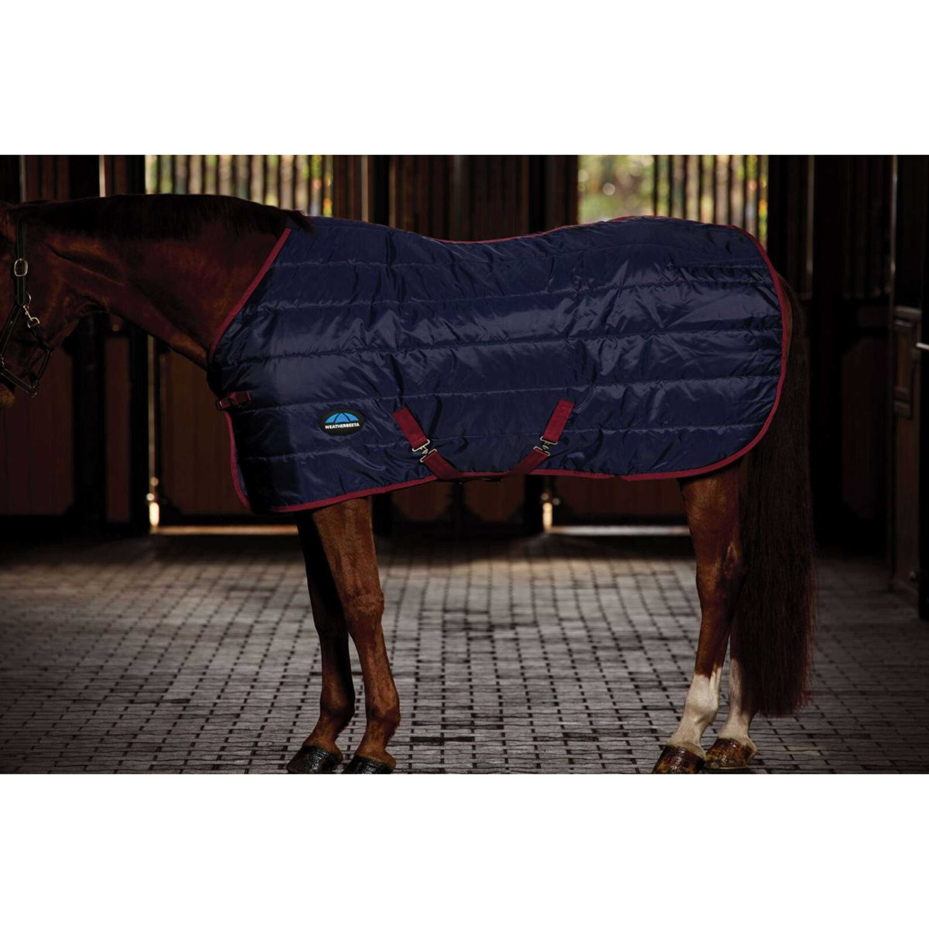 WeatherBeeta Couverture d'Écurie ComFiTec 210D Channel Quilt Standard Neck 100g Marine/Bordeaux